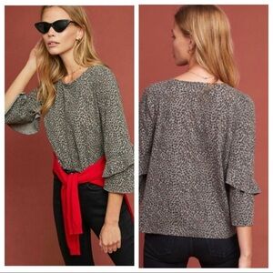 Anthropologie T.La Leopard Print Ruffle Sleeve Top Womens medium Lightweight